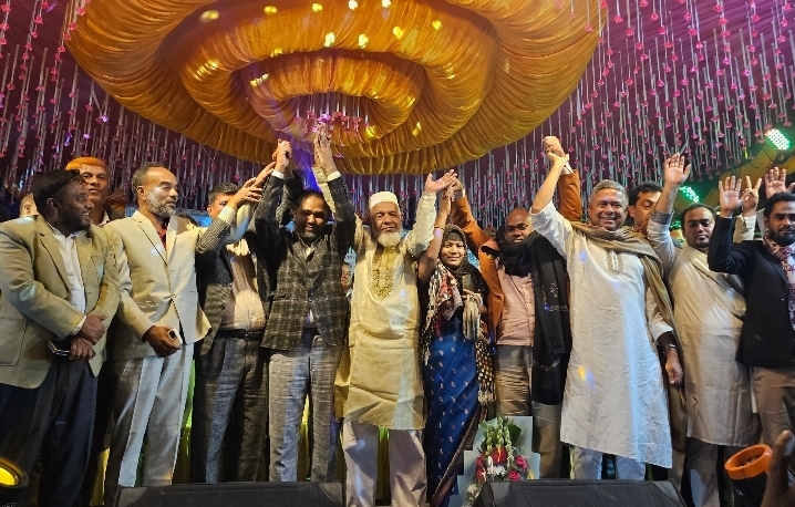 শ্রীপুরে সাবেক ইউপি চেয়ারম্যান সহ পাঁচ শতাধিক কর্মীর বিএনপিতে যোগদান