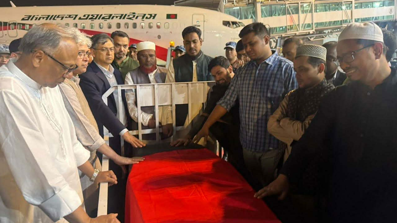 ওসমান হাদির জানাজা শনিবার দুপুর আড়াইটায়