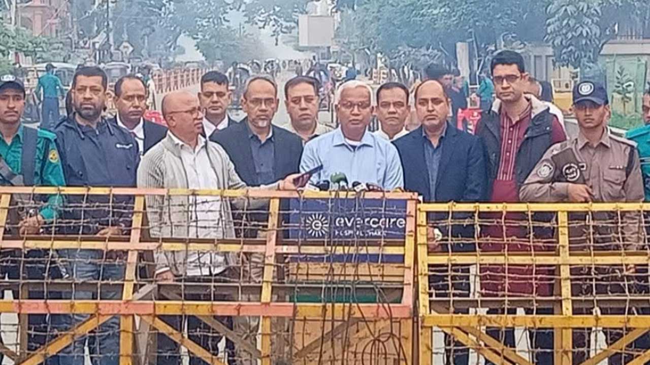 খালেদা জিয়ার শারীরিক অবস্থা এখন বেশ স্থিতিশীল : ডা. জাহিদ