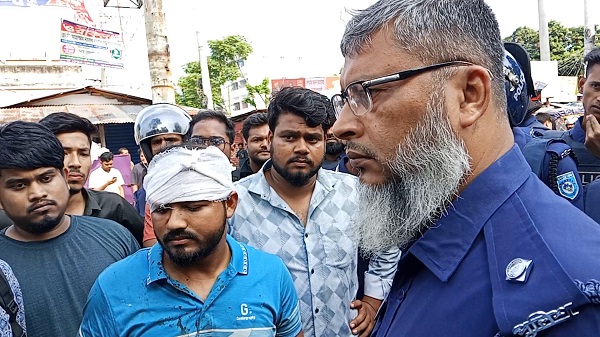 হাবিপ্রবিতে শিক্ষার্থীদের দুই গ্রুপের সংঘর্ষ, শিক্ষকসহ আহত ৩