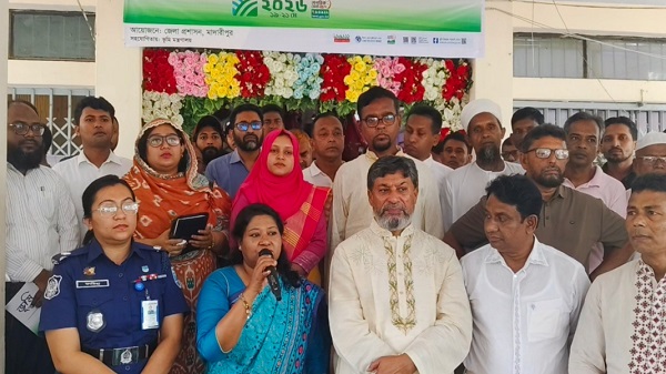 মাদারীপুরে তিনদিনব্যাপী ভূমি সেবা মেলার উদ্বোধন