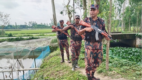 ঈদ ও পশ্চিমবঙ্গের নির্বাচন ঘিরে লালমনিরহাট সীমান্তে বিজিবির কঠোর সতর্কতা