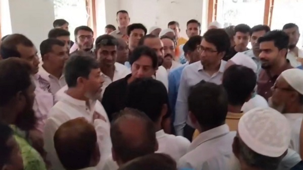 সাধারণ মানুষ যেন হয়রানিমুক্ত পরিবেশে সরকারি সেবা পায়, তা নিশ্চিত করতে হবে- এমপি জাহান্দার আলী