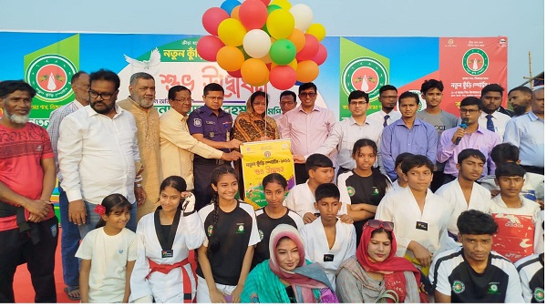 সিরাজগঞ্জে জমকালো আয়োজনে ‘নতুন কুঁড়ি স্পোর্টস’ উদ্বোধন