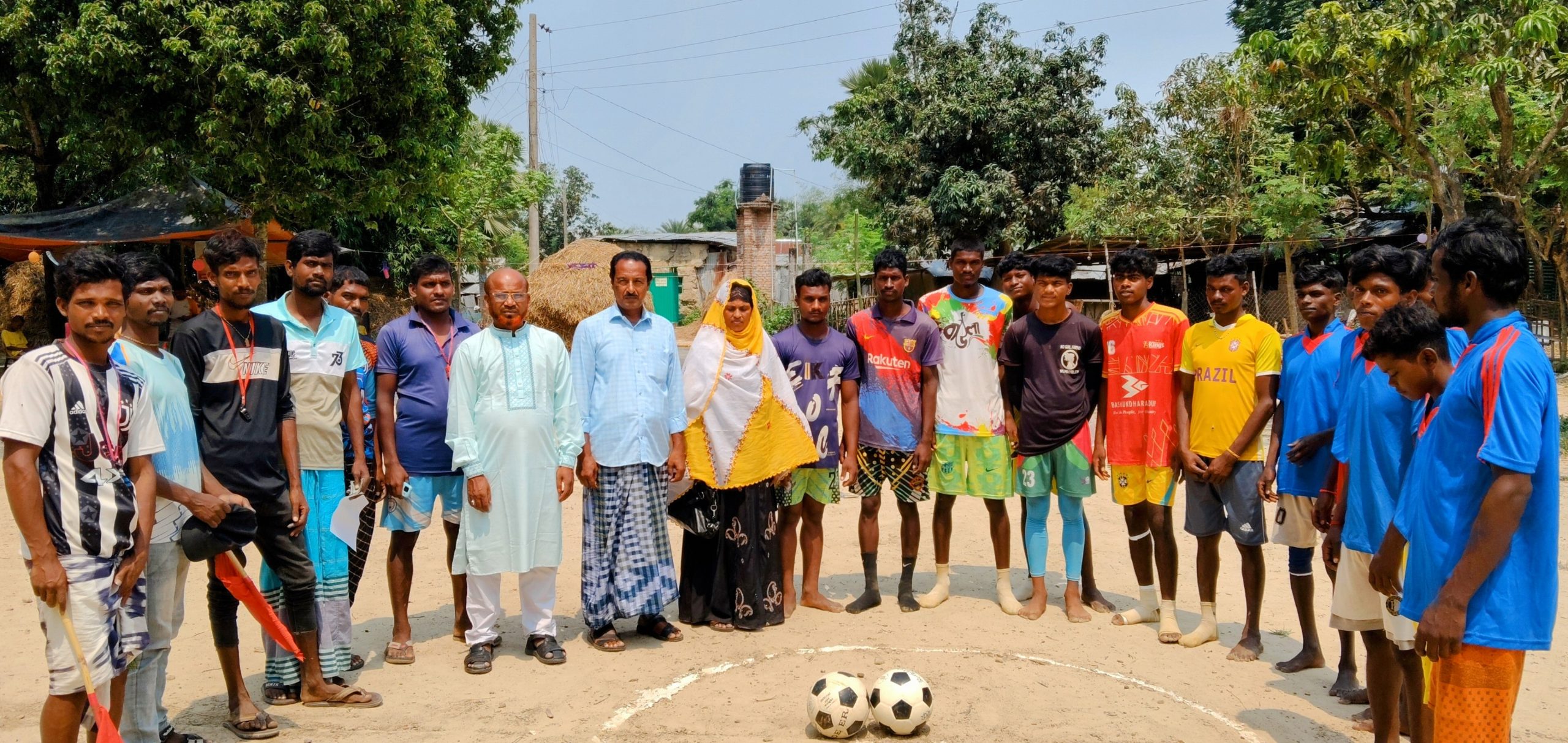নাচোলে বার্ষিক ফুটবল উৎসবের উদ্বোধন সম্পন্ন