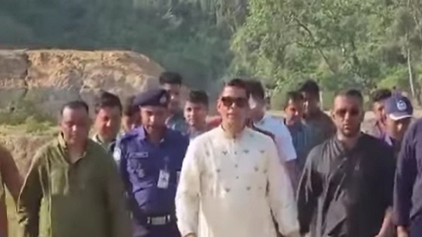 জঙ্গল সলিমপুরে সন্ত্রাস দমনে কঠোর অবস্থানের ঘোষণা এসপি মাসুদ আলমের