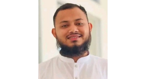 লোহাগাড়ায় বাস-সিএনজি সংঘর্ষে মাদরাসা শিক্ষার্থীর মৃ’ত্যু’