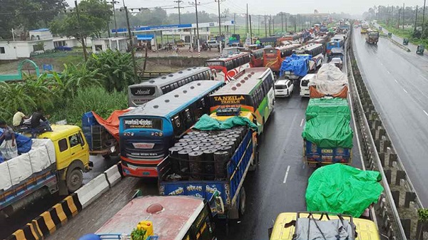 ঈদযাত্রায় যানজটের ৯৪ স্পট চিহ্নিত