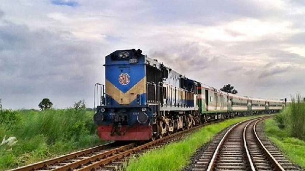 খুলনার সঙ্গে উত্তরবঙ্গের রেল যোগাযোগ বন্ধ