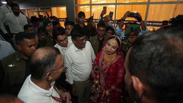 বর-কনের জন্য নিজের অনুষ্ঠান সংক্ষিপ্ত করলেন প্রধানমন্ত্রী