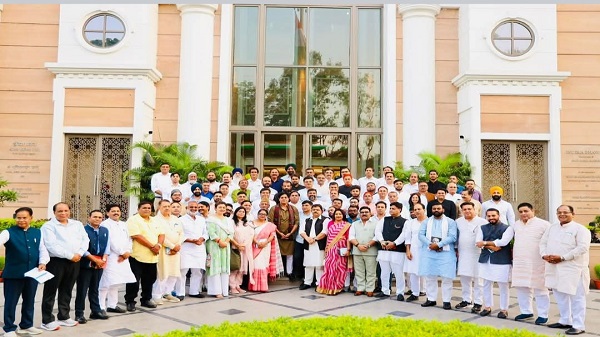 ভারতের সংখ্যালঘু সম্প্রদায়ের মানুষের বড় ভূমিকা ছিল স্বাধীনতা আন্দোলনের