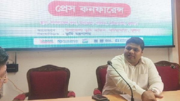 বটিয়াঘাটায় ভূমি মেলাও উপলক্ষে সাংবাদিক সম্মেলন