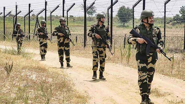 দুই বাংলাদেশিকে গুলি করে হত্যা, কারণ জানাল বিএসএফ
