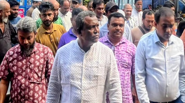 সুনামগঞ্জ পৌর কিচেন মার্কেট আধুনিকায়নের উদ্যোগ ঘোষণা করলেন এমপি