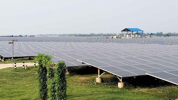 সৌরবিদ্যুৎ উৎপাদনে সরকারের বড় লক্ষ্য নির্ধারণ