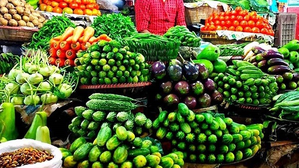 রাজধানীতে সবজির দামে আগুন, শসা-বেগুনের সেঞ্চুরি