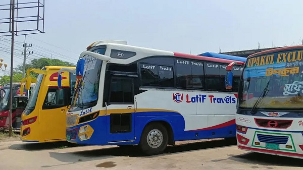 রাজশাহীর সঙ্গে সারা দেশের বাস চলাচল বন্ধ