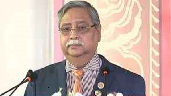 দেশে ফিরলেন রাষ্ট্রপতি