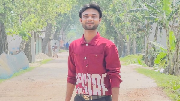 নজরুল জন্মজয়ন্তীতে জেলা পর্যায়ের নৃত্য প্রতিযোগিতায় আশিকুল ইসলাম রাফি প্রথম