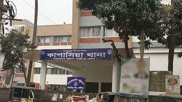 গাজীপুরে ৫ জনকে গলা কেটে হত্যা, আটক ২