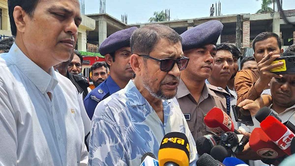 হামের টিকার ধারাবাহিকতা না থাকায় বর্তমানে খারাপ পরিস্থিতি: স্বাস্থ্যমন্ত্রী