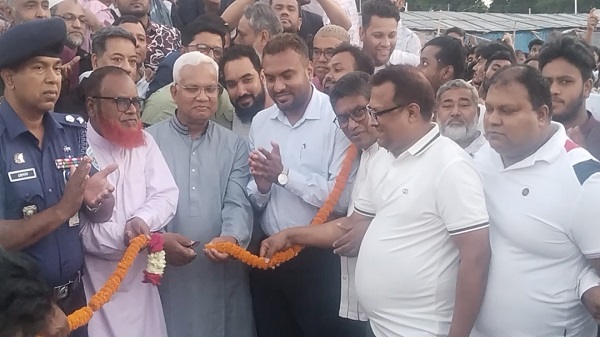 দিনাজপুরে বর্ণাঢ্য আয়োজনে মাসব্যাপী ১৯তম শিল্প ও বাণিজ্য মেলার উদ্বোধন