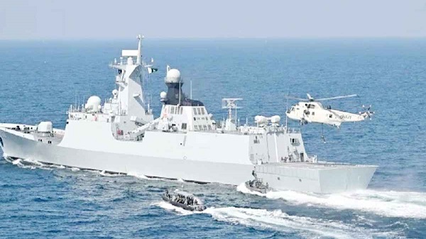 আরব সাগরে বিপদে ভারতীয় জাহাজ, উদ্ধার অভিযানে পাকিস্তান নৌবাহিনী