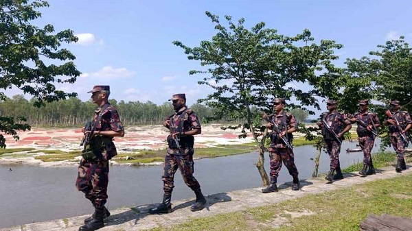 পঞ্চগড় সীমান্তে অনুপ্রবেশ ঠেকাতে বিজিবির সতর্কতা জারি