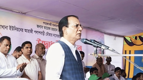বজ্রপাত থেকে সুরক্ষায় নির্মিত হবে বিশেষ আশ্রয়কেন্দ্র: কুড়িগ্রামে ত্রাণমন্ত্রী