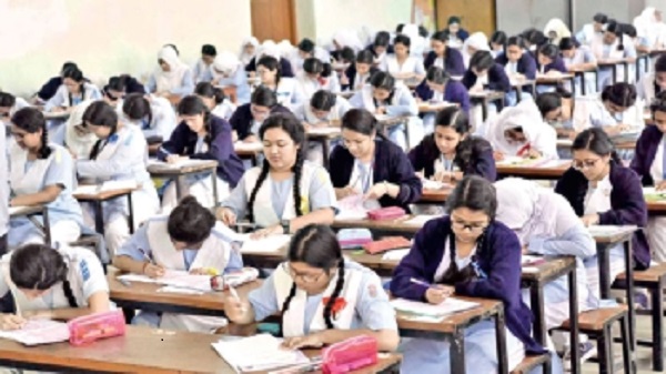 এসএসসি পরীক্ষা : গণিতে বহিষ্কার ১৪, অনুপস্থিত ১৮৬৫২ জন
