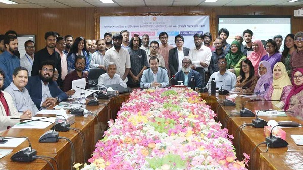 এআই প্রযুক্তির ইতিবাচক ও দায়িত্বশীল ব্যবহার নিশ্চিত করতে হবে: তথ্য প্রতিমন্ত্রী