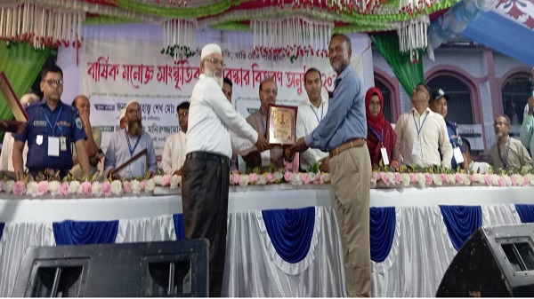 আত্রাইয়ে বান্দাইখাড়া ডিগ্রি কলেজে উৎসবমুখর পরিবেশে মনোজ্ঞ সাংস্কৃতিক অনুষ্ঠান