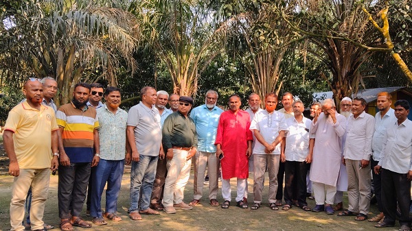 নাচোলে বিভিন্ন পেশাজীবীদের আয়োজনে এক মিলনমেলা অনুষ্ঠিত
