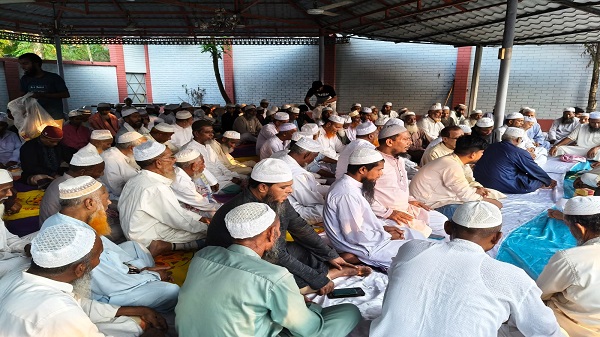 সাবেক শিক্ষা উপমন্ত্রী গোলাম সারোয়ার মিলনের মাগফেরাতে মানিকগঞ্জে দোয়া মাহফিল