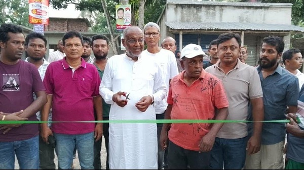 দিঘলিয়ায় বিশাল কোরবানির পশুর হাটের শুভ উদ্বোধন অনুষ্ঠিত