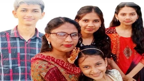 লক্ষ্মীপুরে মা ও তিন মেয়েকে হত্যার অভিযোগ, গণপিটুনিতে সন্দেহভাজনের মৃত্যু