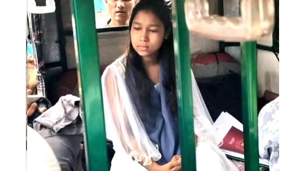 ফুলবাড়ীতে ৫ম শ্রেণির শিশুশিক্ষার্থীর ব্যাগে ২ কেজি গাঁজা