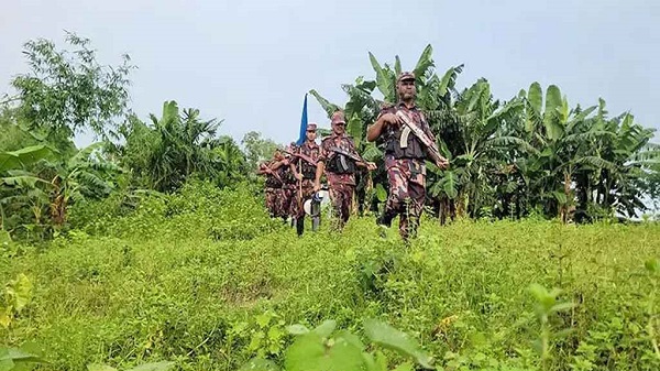 নওগাঁ সীমান্তে ৯ জনকে পুশইনের চেষ্টা বিএসএফের, কড়া পাহারায় বিজিবি