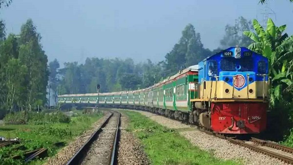 খুলনার সঙ্গে উত্তরবঙ্গের রেল যোগাযোগ বন্ধ