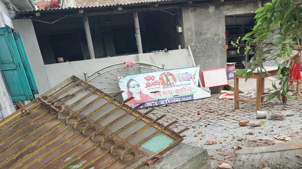 লালপুরে ব্যবসায়ীর বাড়িতে হামলা-ভাঙচুর ও লুটপাটের অভিযোগ