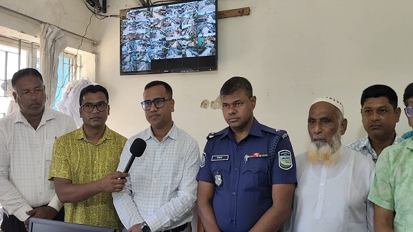 কলমাকান্দা বাজারে ৩২টি সিসি ক্যামেরা স্থাপন, নিরাপত্তা জোরদারে নতুন উদ্যোগ