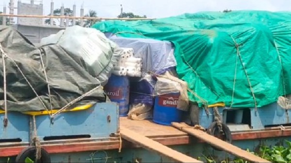 বেতন-ভাতা বৃদ্ধির দাবিতে ঝালকাঠিতে হ্যান্ডেলিং শ্রমিকদের কর্মবিরতি