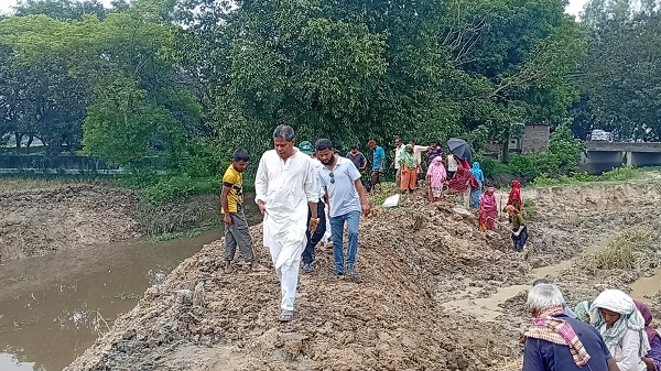 দিনাজপুরে আংরাপুল ও নিমাই খাল সংস্কার কাজ পরিদর্শন করলেন এমপি জাহাঙ্গীর আলম