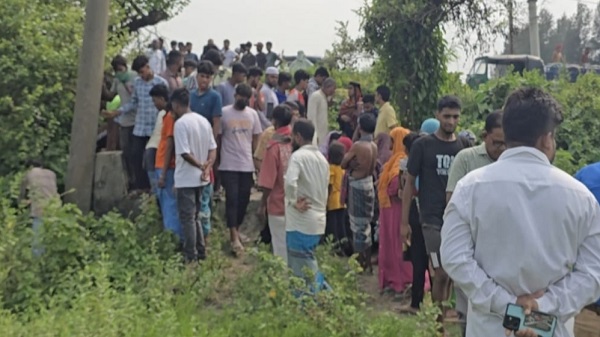 পলাশে নিখোঁজের তিনদিন পর মাইক্রোবাস চালকের মরদেহ উদ্ধার,