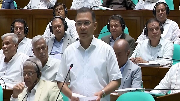 দেশের অর্থনীতিকে তিন ধাপে সাজাতে চায় সরকার: প্রধানমন্ত্রী