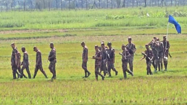 বেনাপোল শাদিপুর সীমান্ত পুশ-ইনের চেষ্টা ব্যর্থ, বিজিবির কঠোর নজরদারিতে পরিস্থিতি নিয়ন্ত্রণে।