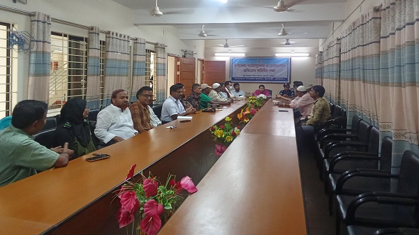 ফুলবাড়ীতে আইন-শৃঙ্খলা ও চোরাচালান প্রতিরোধ কমিটির সভা