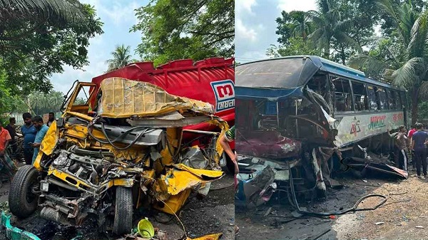 খুলনায় তেলবাহী ট্রাক-বাসের ত্রিমুখী সংঘর্ষে আহত ২৪