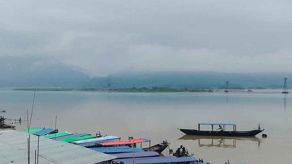 সিলেটের সাদাপাথর পর্যটন কেন্দ্র ভ্রমণে দেওয়া নিষেধাজ্ঞা প্রত্যাহার