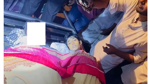 নরসিংদীতে একই পরিবারের দুই স্কুলছাত্রের প্রাণ ঝরল সড়ক দুর্ঘটনায়